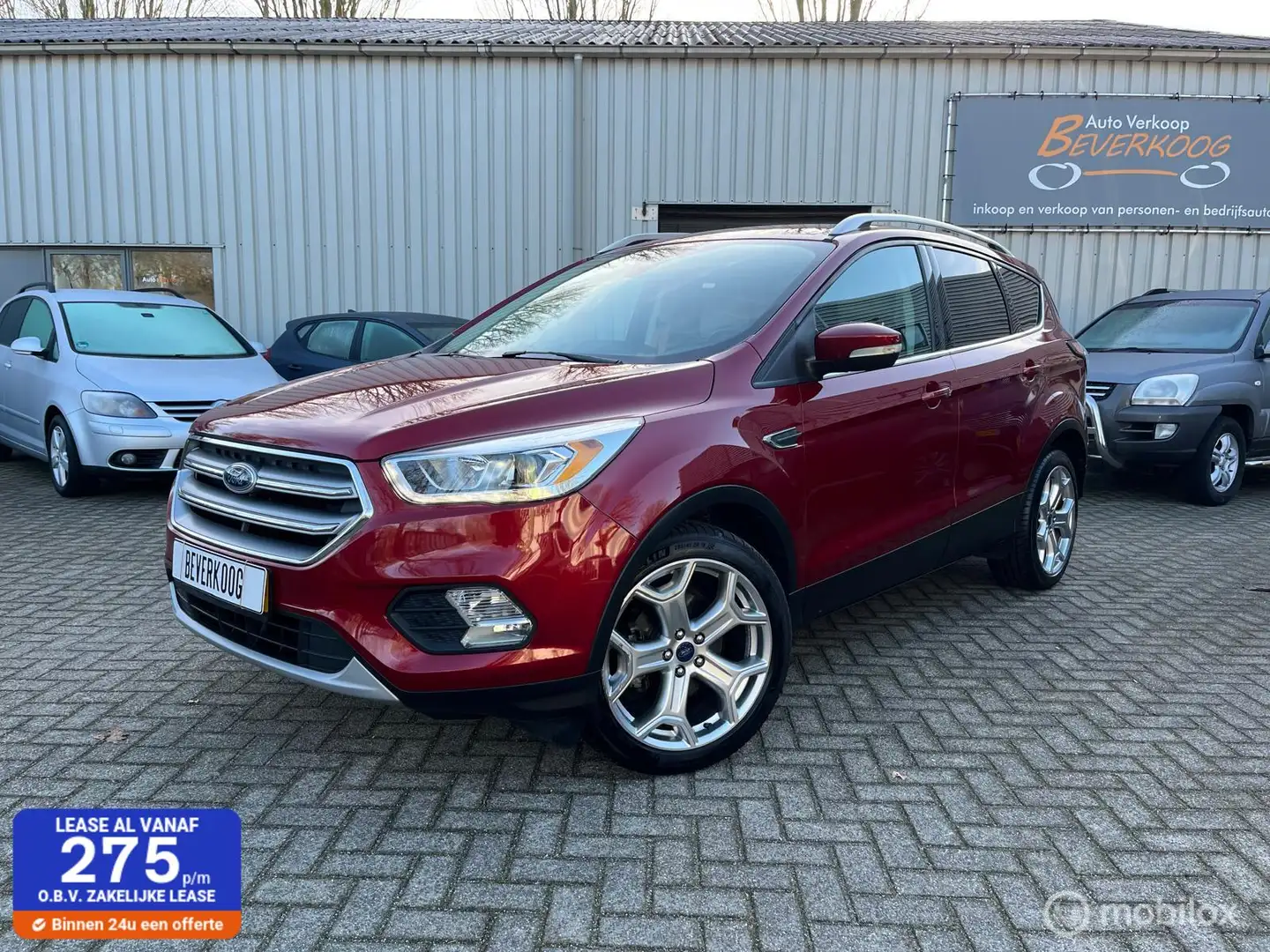 Ford Kuga Escape 1.5 EcoBoost Titanium Rood - 1
