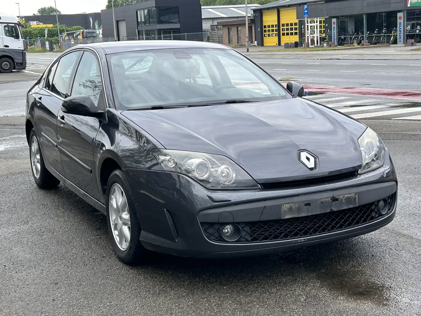 Renault Laguna 1.5dCi Expression TomTom Gris - 1