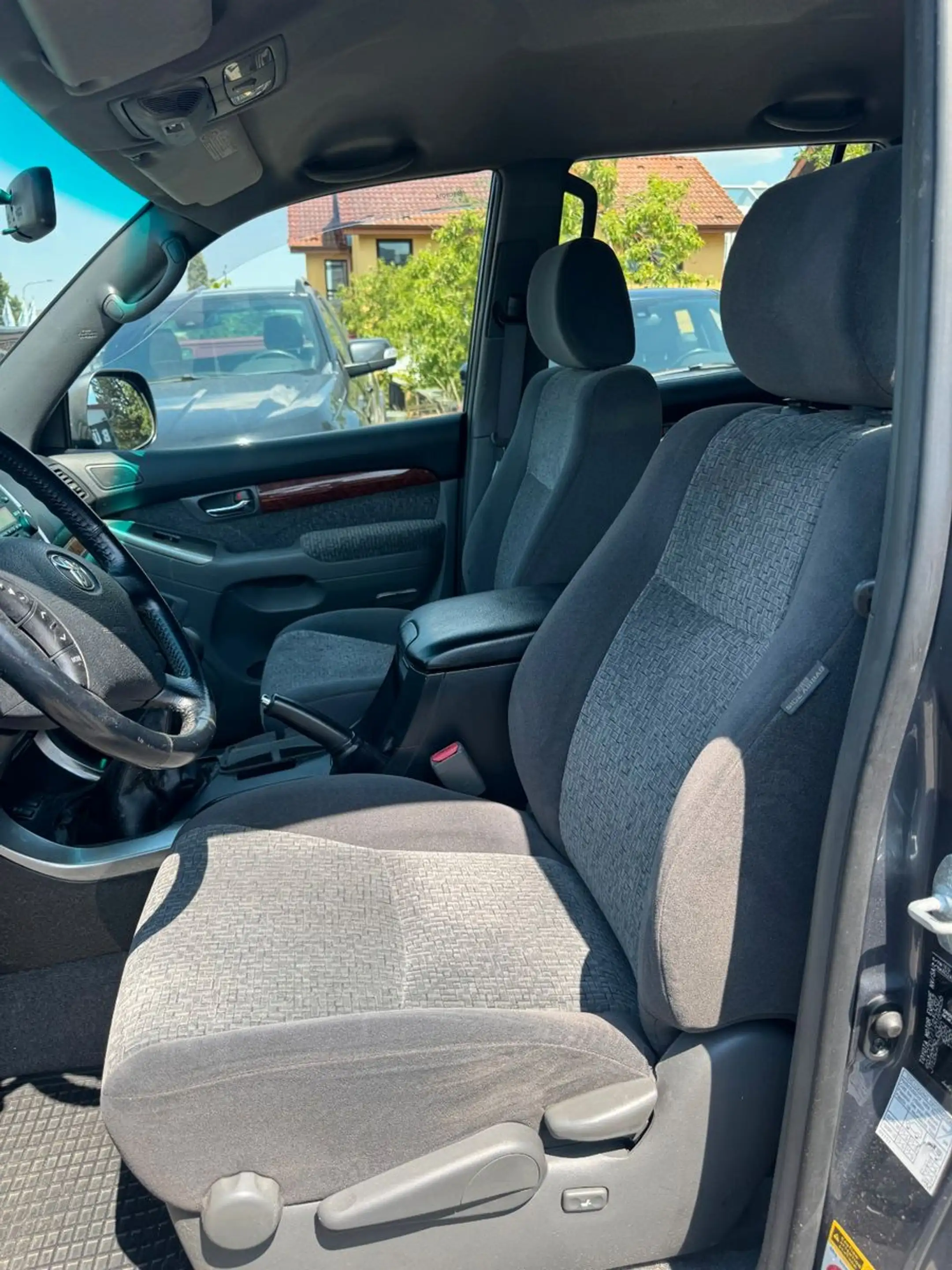 Toyota Land Cruiser 3.0 D-4D Luna — photo 9