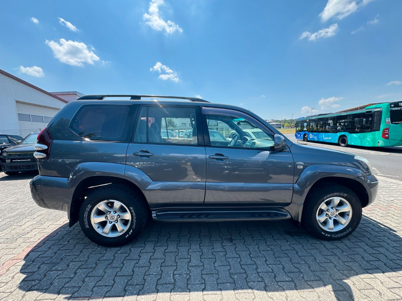 Toyota Land Cruiser 3.0 D-4D Luna — photo 6