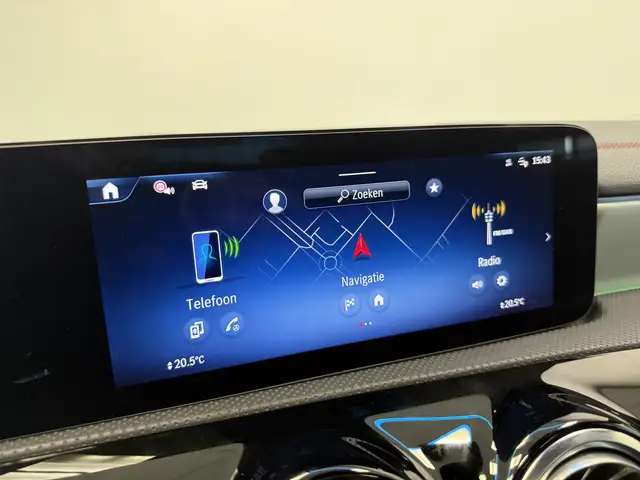 Mercedes-Benz CLA view 19