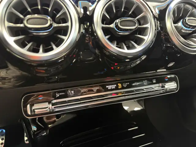 Mercedes-Benz CLA view 16