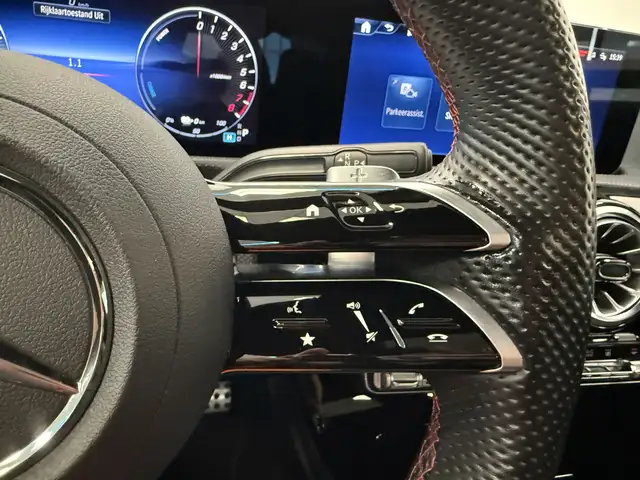 Mercedes-Benz CLA view 10