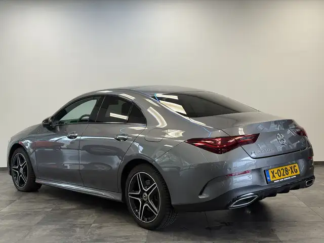 Mercedes-Benz CLA view 3