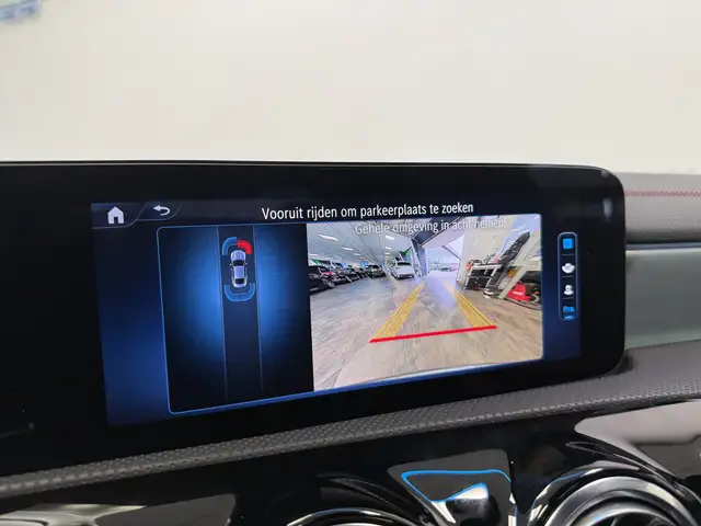 Mercedes-Benz CLA view 24