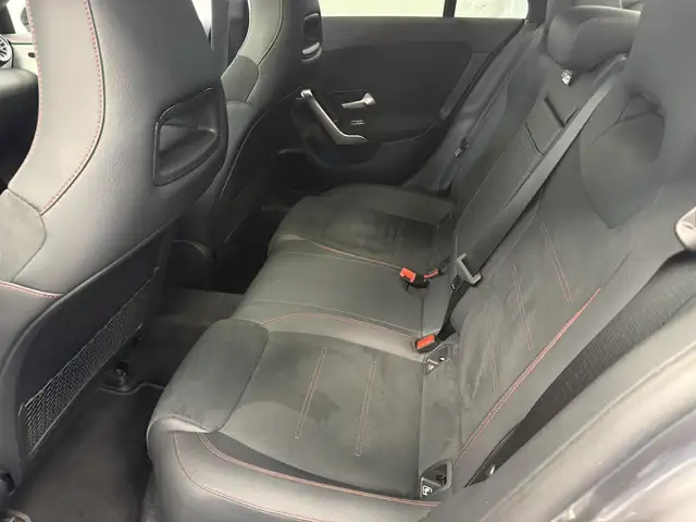 Mercedes-Benz CLA view 17