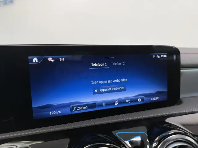 Mercedes-Benz CLA view 23