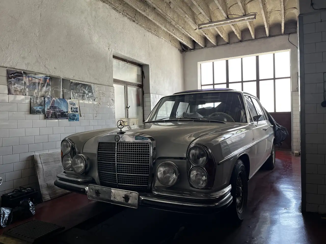 Mercedes-Benz 300 108 Modelle, foto 2