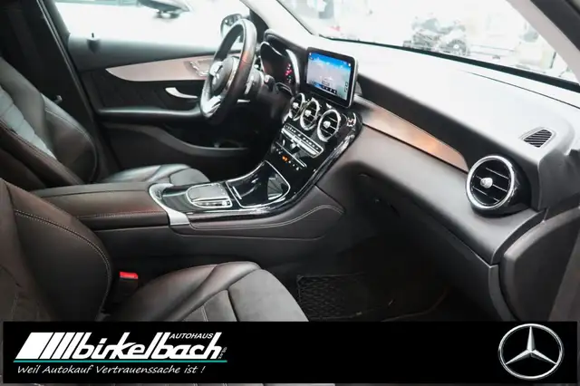Mercedes-Benz GLC view 9