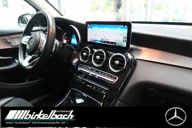 Mercedes-Benz GLC view 10