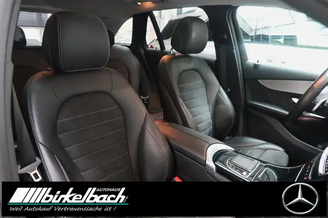 Mercedes-Benz GLC view 12