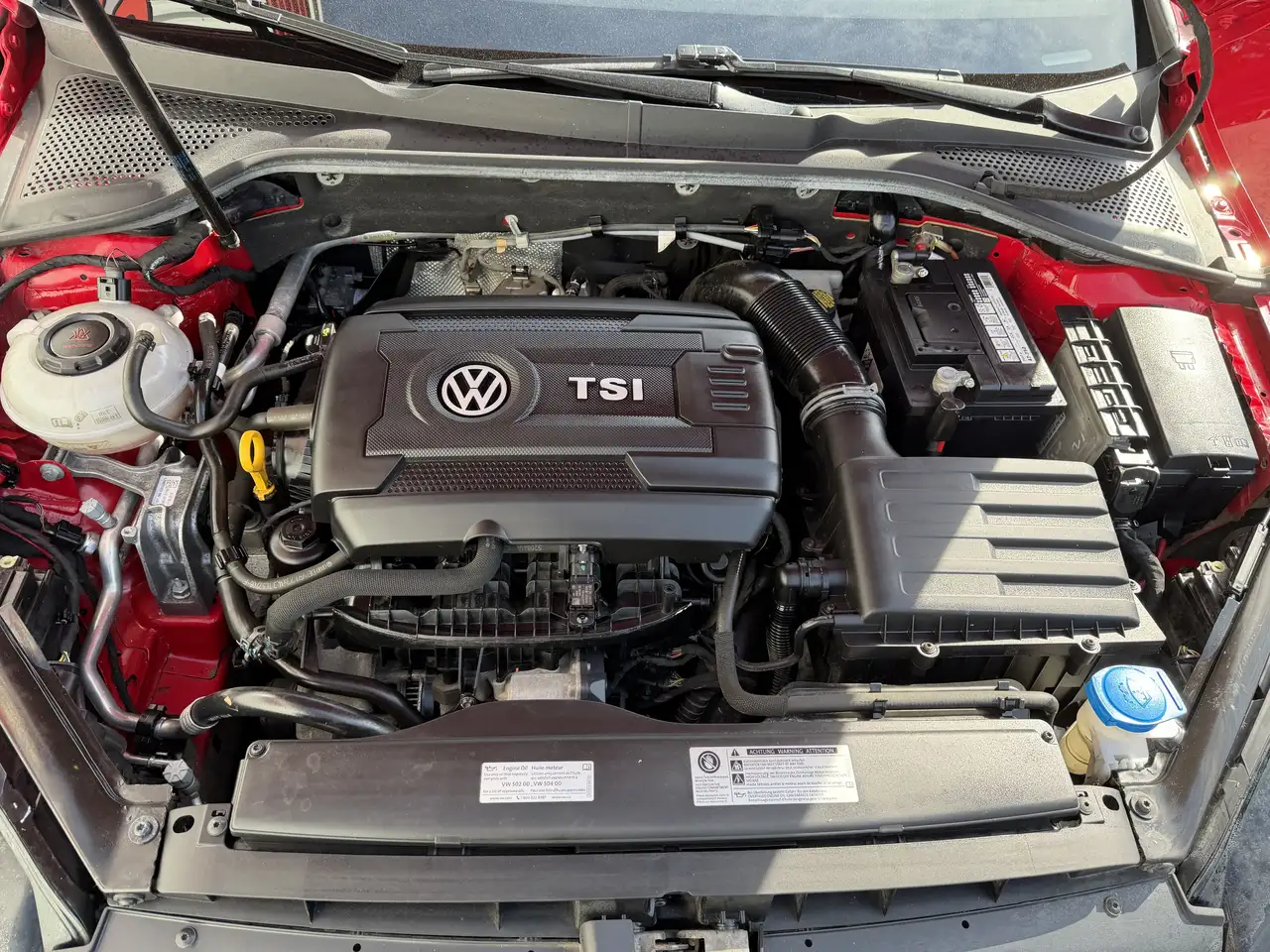 Volkswagen Golf photo Volkswagen Golf