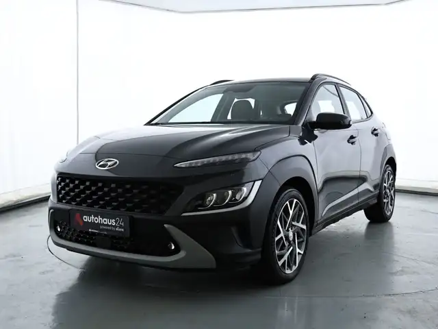 Hyundai Kona view 3