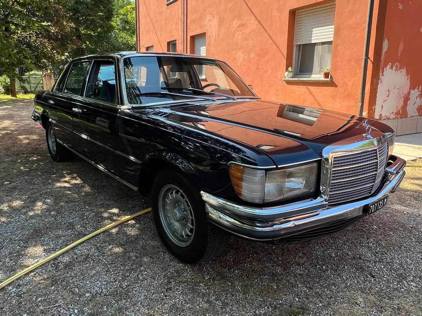 Mercedes-Benz 450 SEL Blau - 1