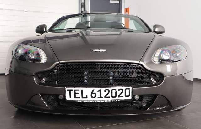Imagine Aston Martin V8 Vantage Roadster Sportshift AMR 1 of 200 K-Dienst