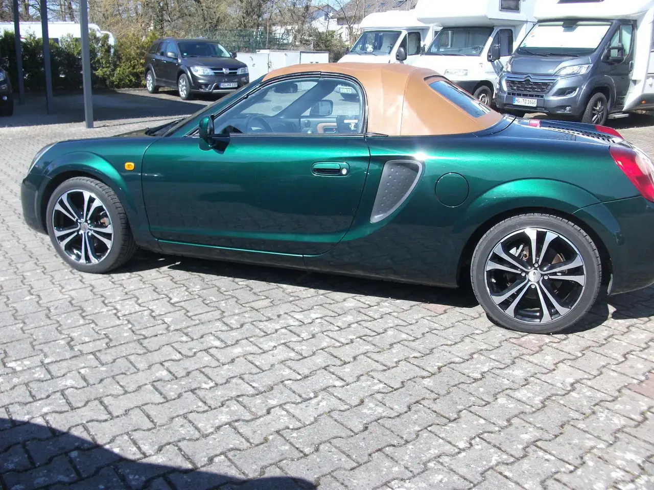 Toyota MR 2