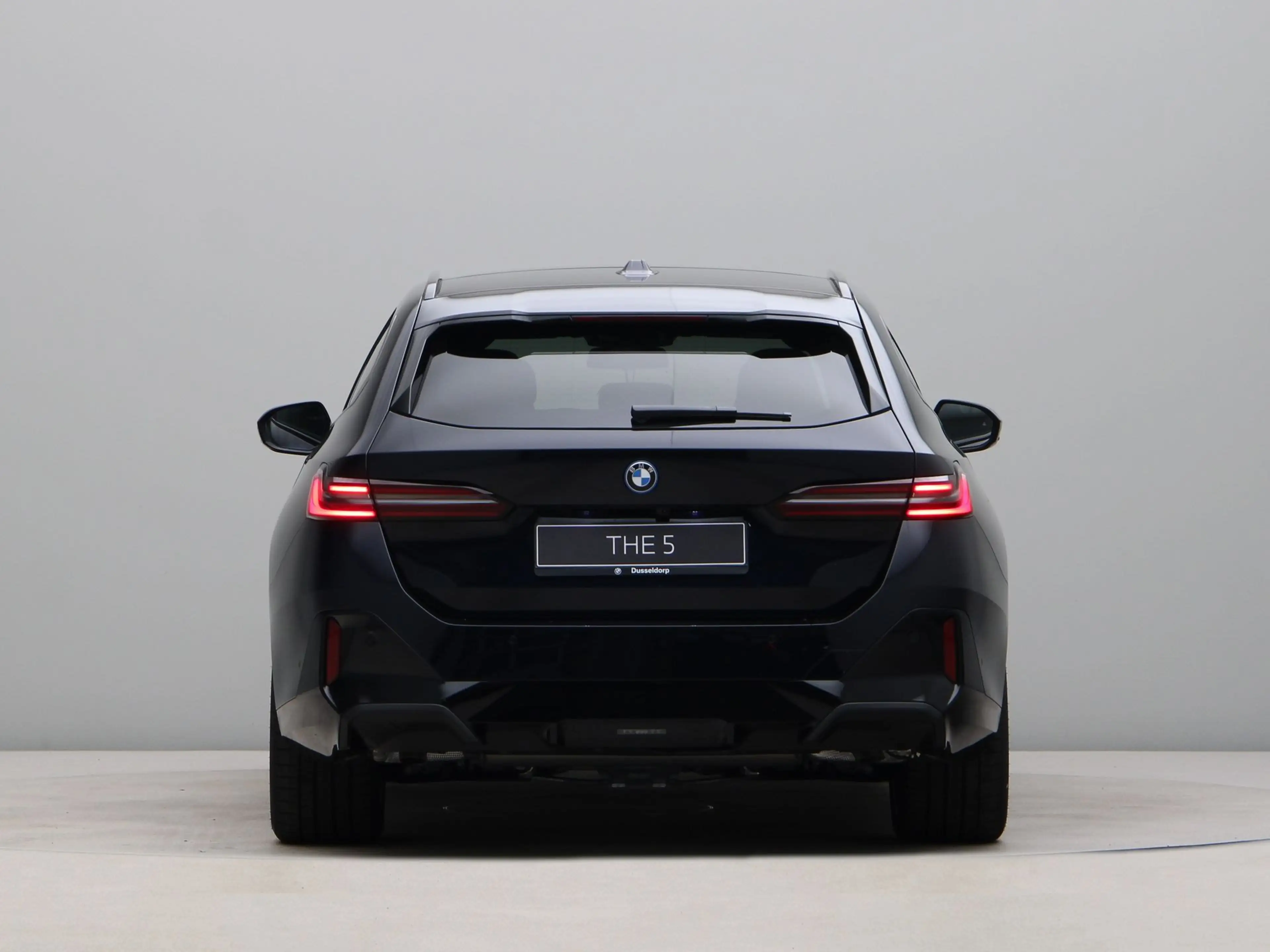 BMW 550 5 Serie 550e Touring xDrive — photo 10