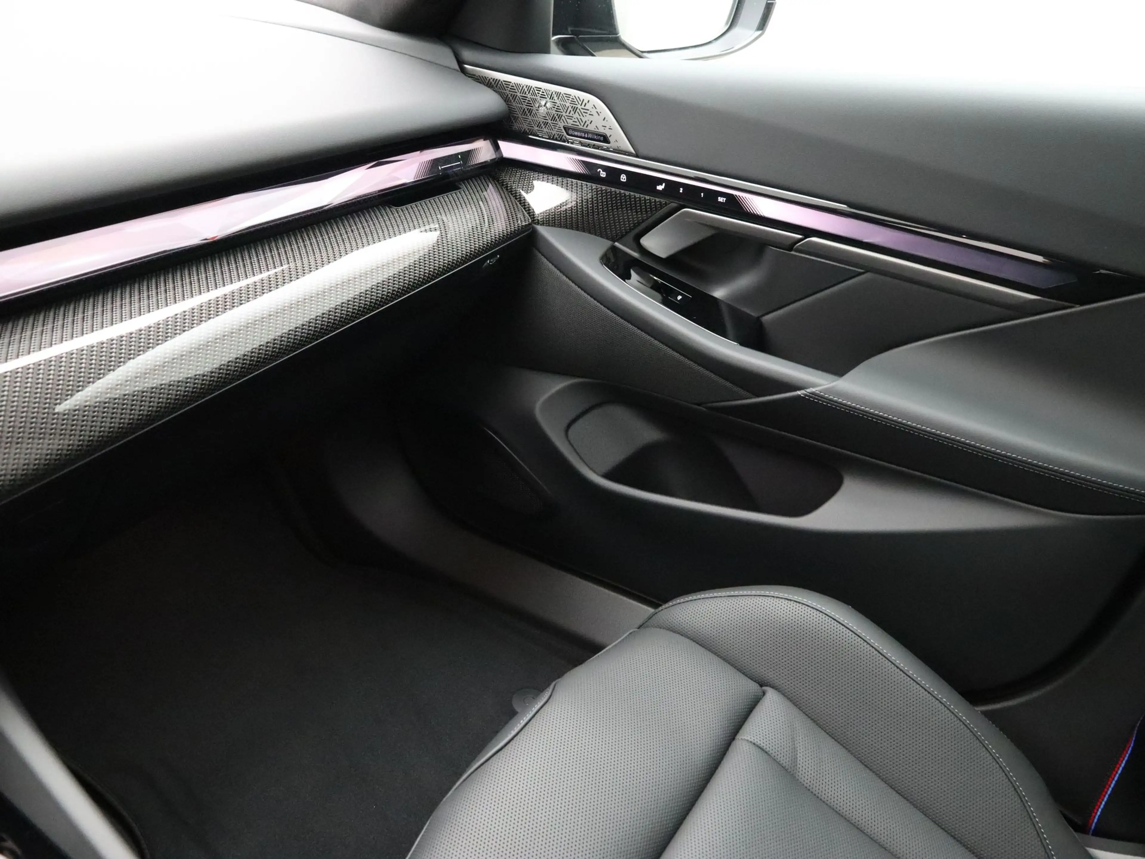 BMW 550 5 Serie 550e Touring xDrive — photo 15