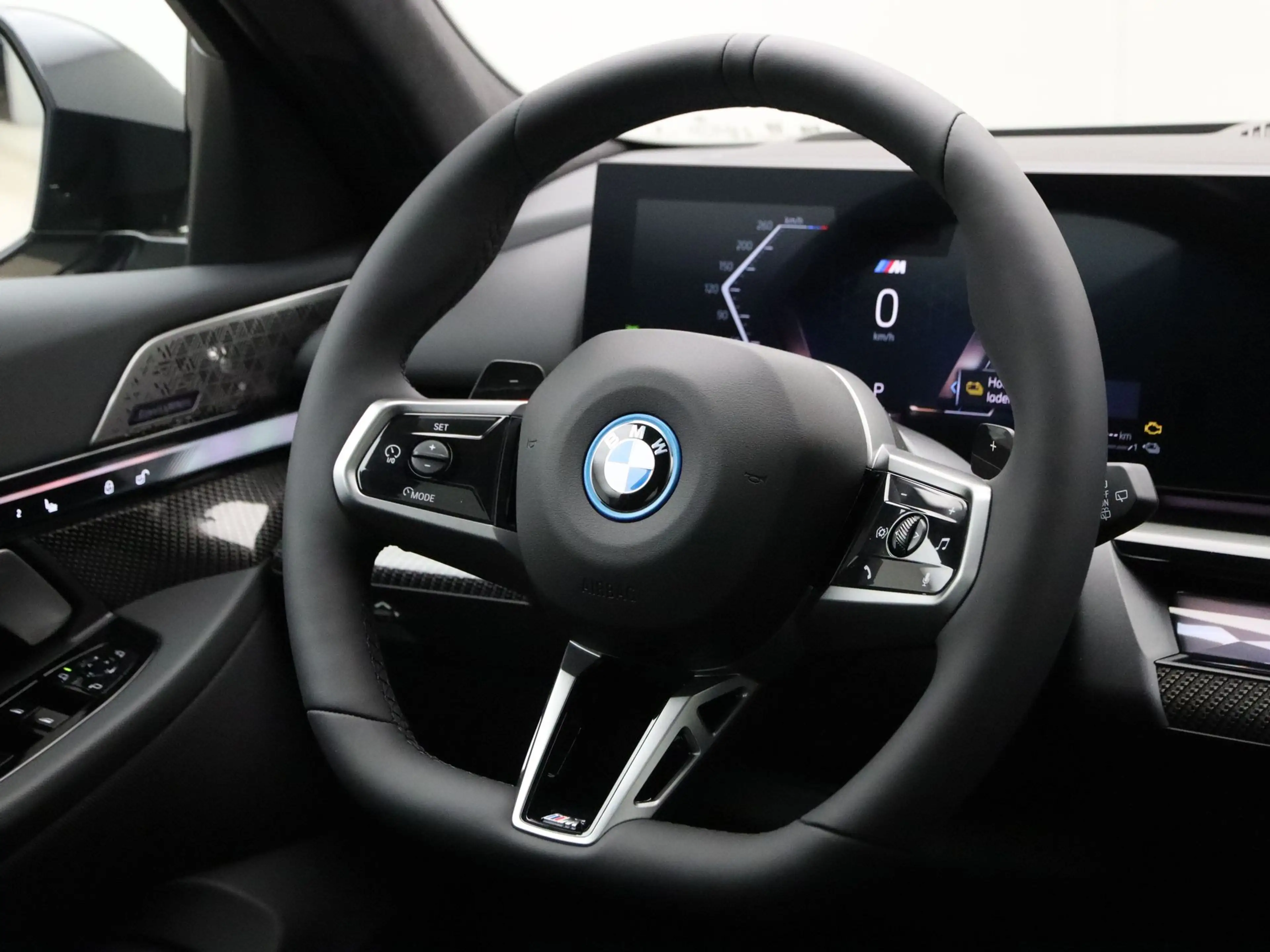 BMW 550 5 Serie 550e Touring xDrive — photo 2