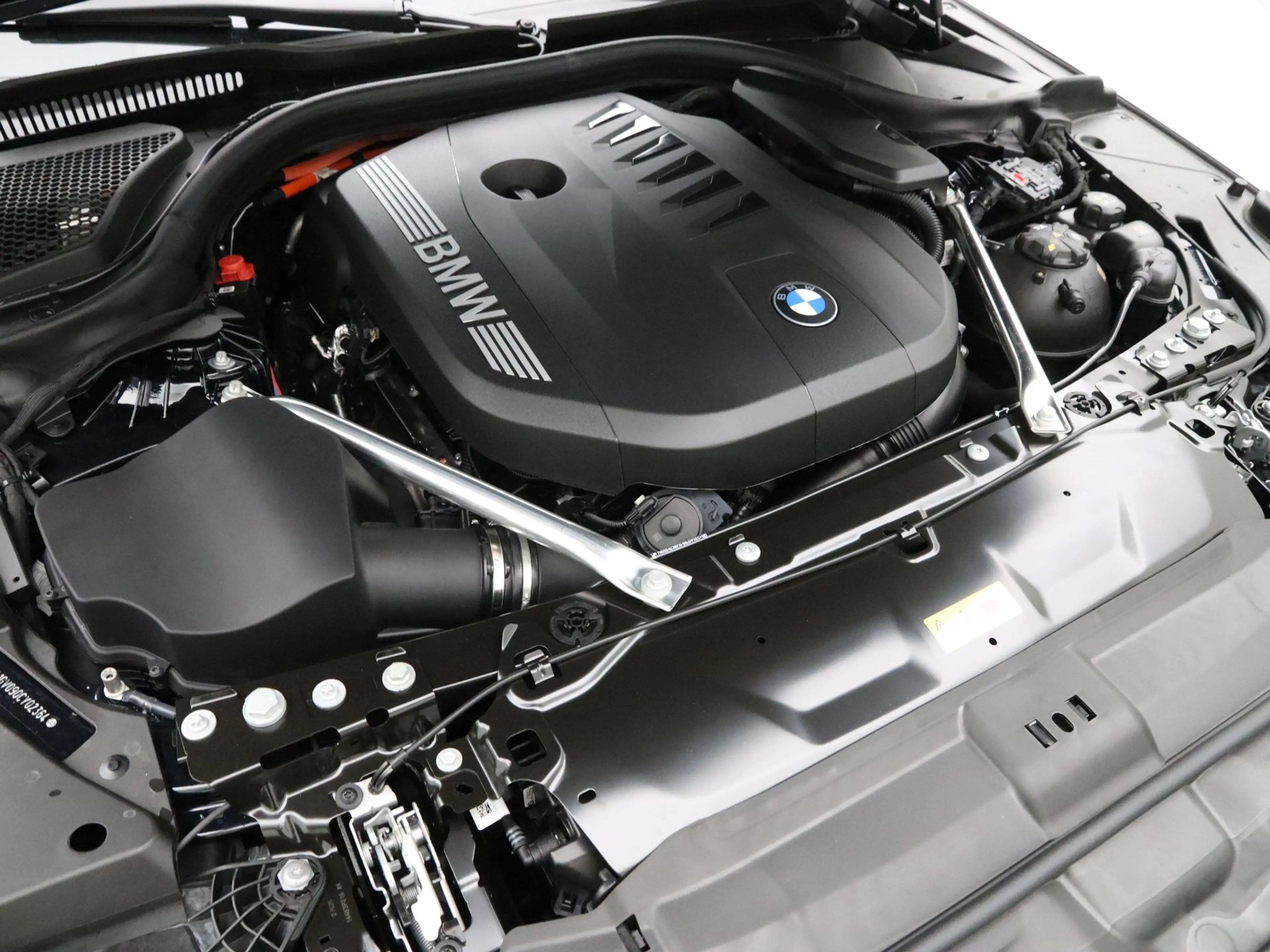 BMW 550 5 Serie 550e Touring xDrive — photo 4