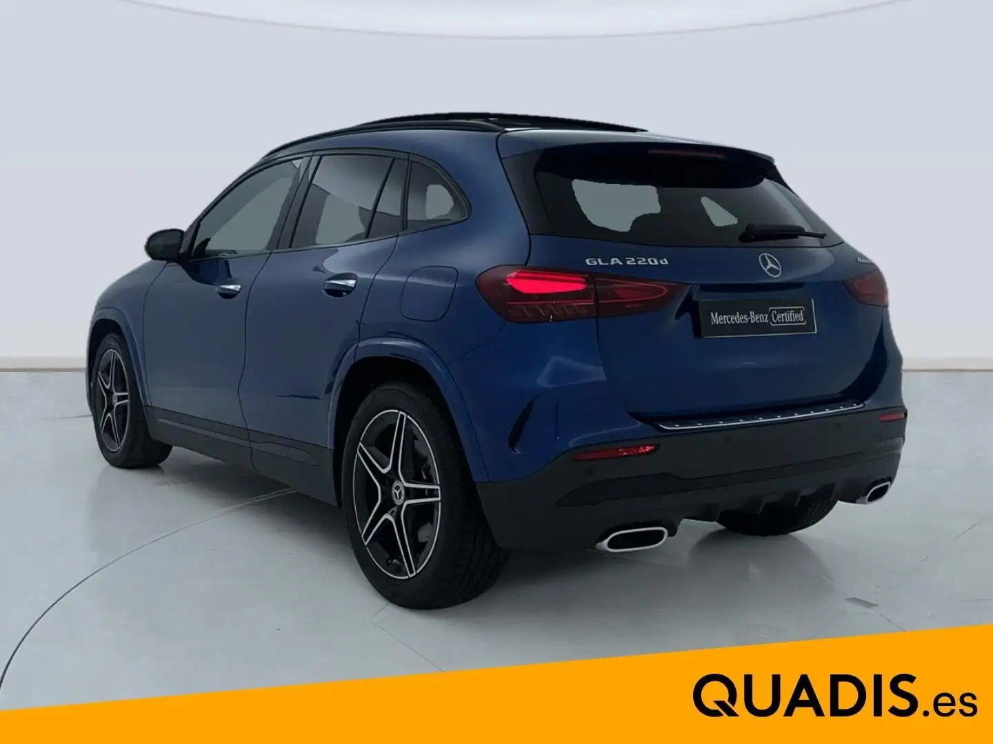 Mercedes-Benz GLA 220 220d 4Matic 8G-DCT Niebieski - 2