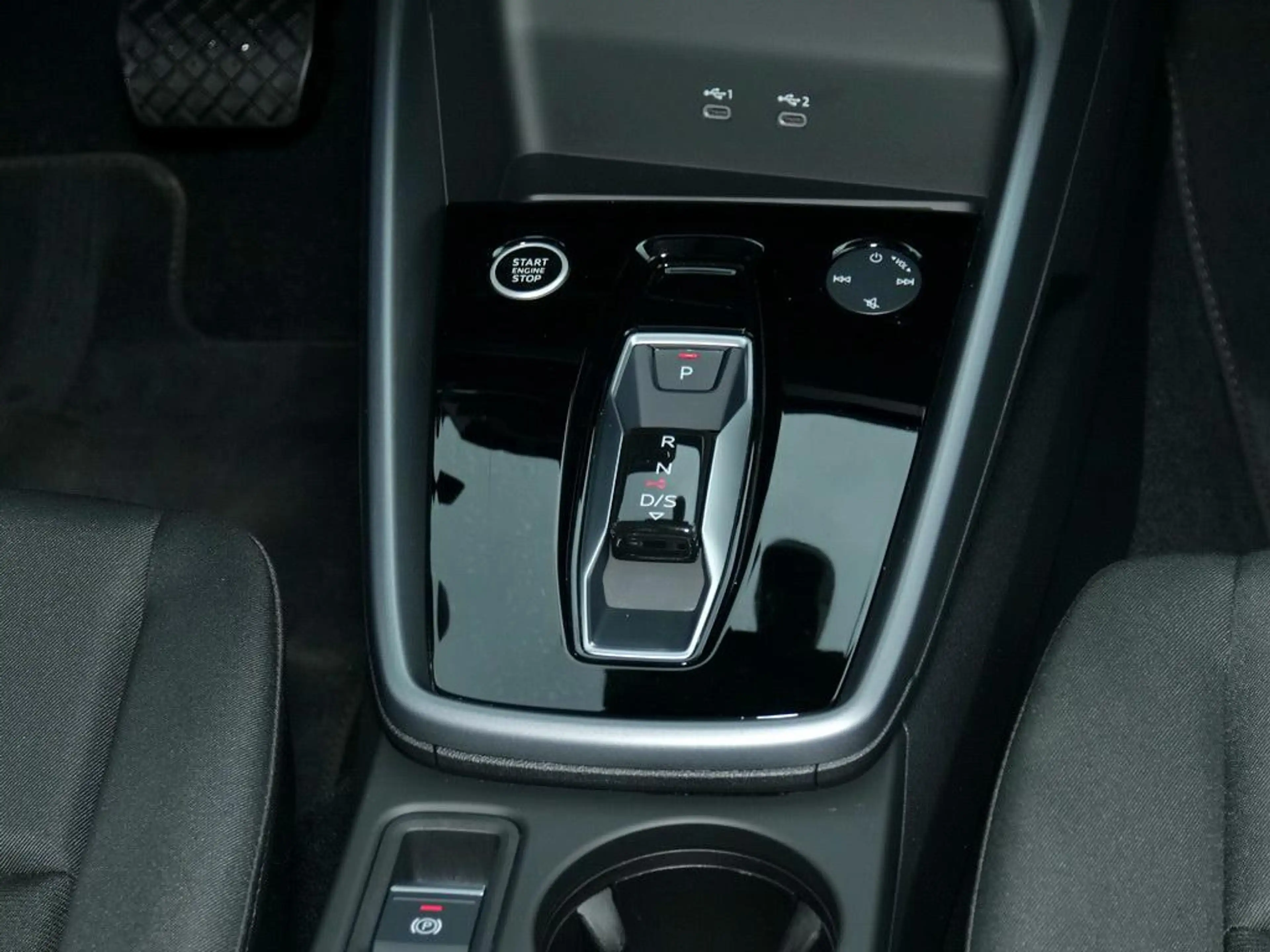 Audi A3 Limo 35 TFSI S-tronic ACC+AHK+KAMERA+LED+NAVI — photo 8