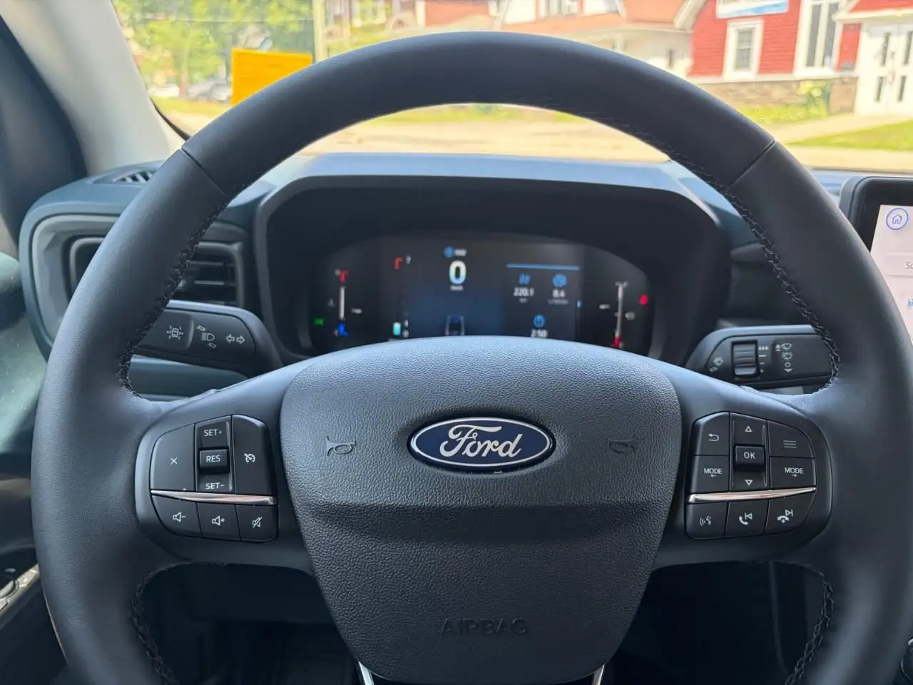Ford Maverick снимка Ford Maverick
