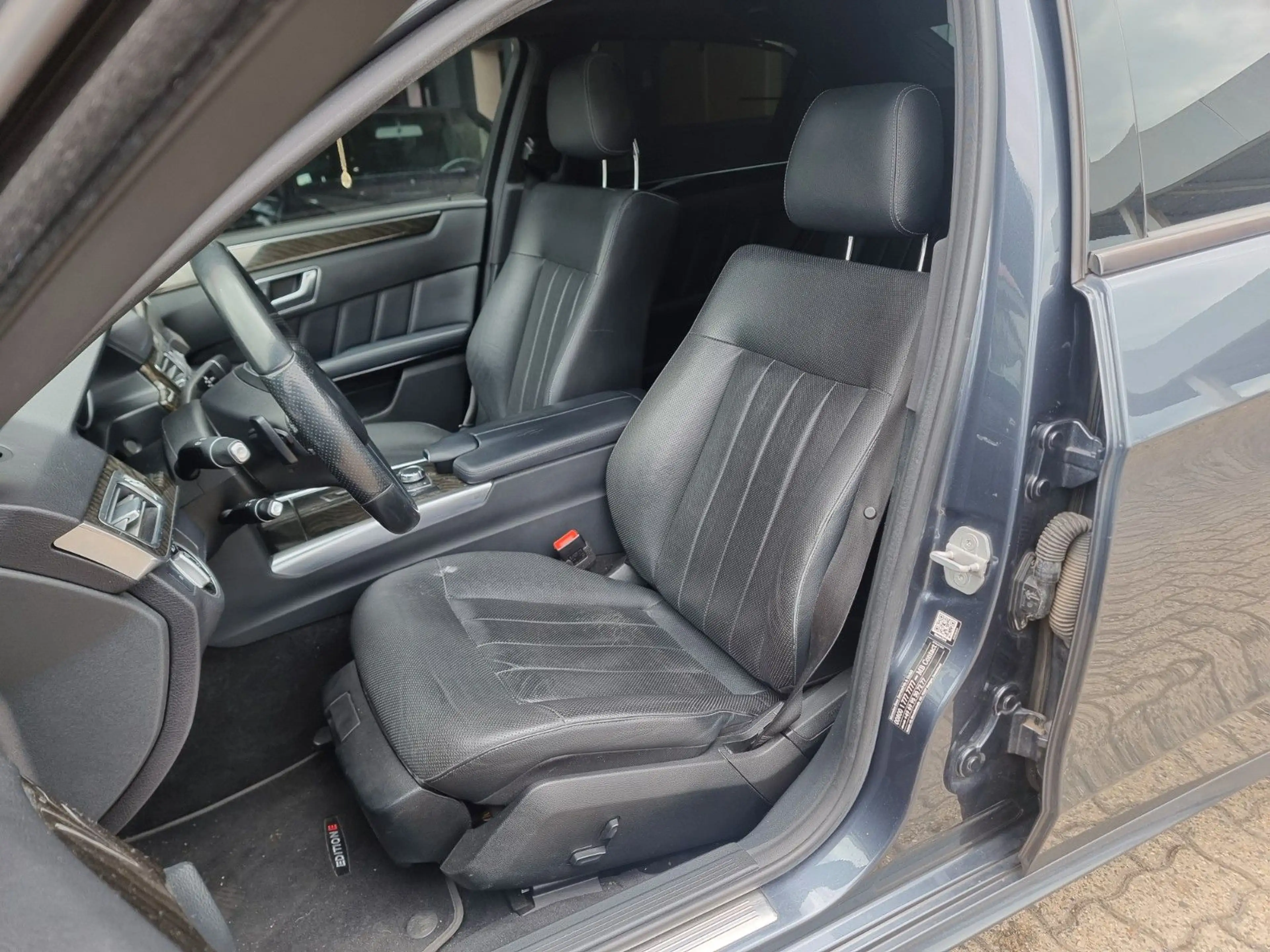 Mercedes-Benz E 350 4Matic Edition E — photo 15