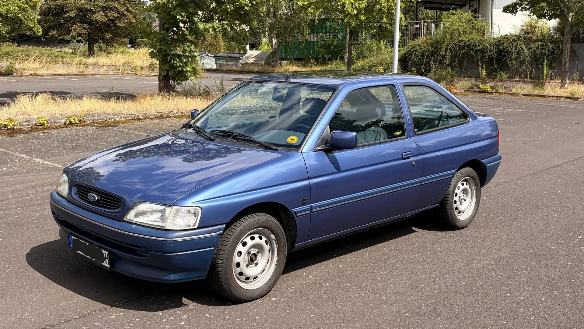 Ford Escort Escort CLX Blau - 1