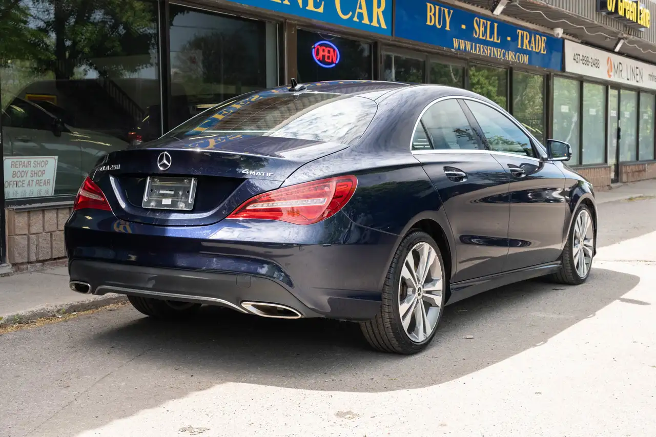 Mercedes-Benz CLA снимка Mercedes-Benz CLA