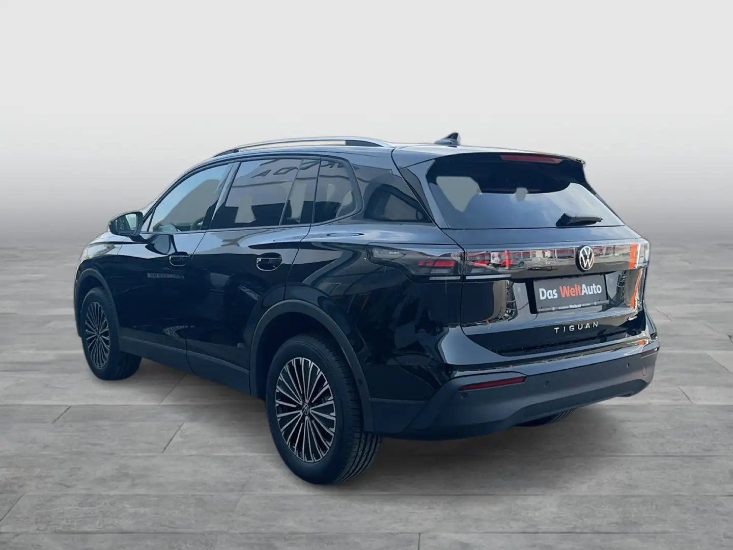 Volkswagen Tiguan Friends TDI 4MOTION DSG Schwarz - 2