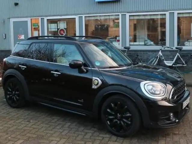 MINI Countryman C 1.5 Co.S E ALL4 Chil