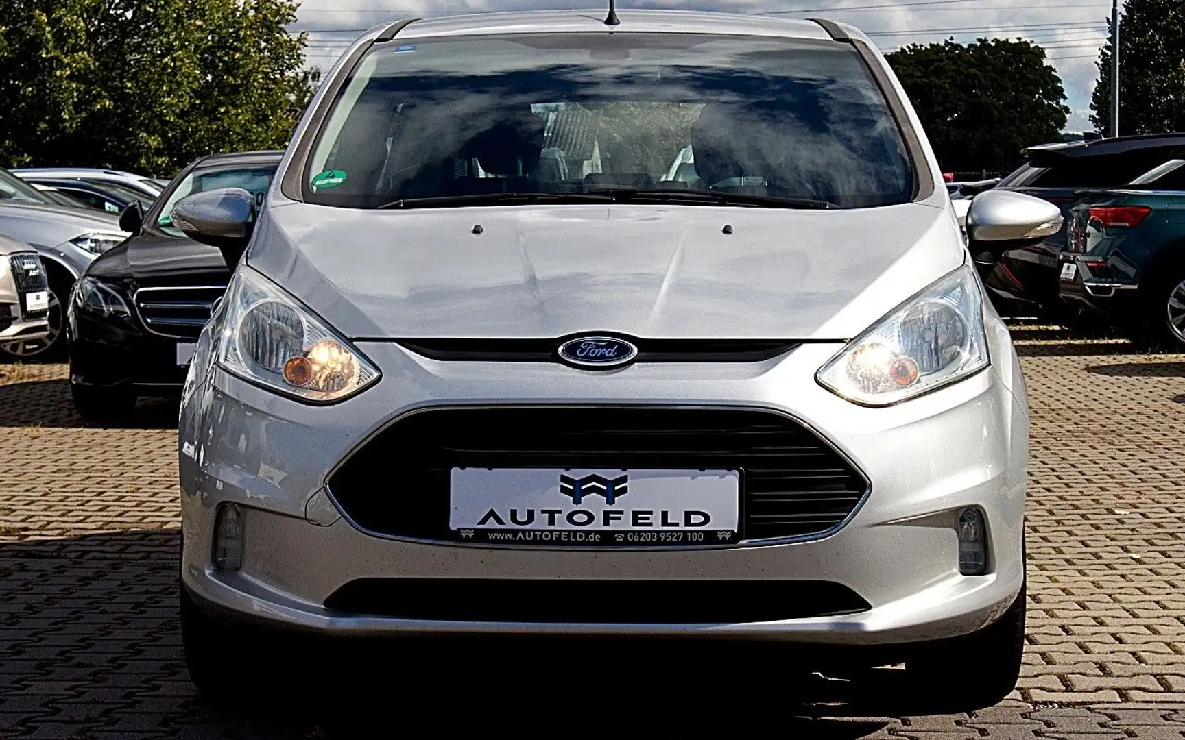 Ford B-Max 1,0/KLIMA/SHZ/PDC/TEMP/BT/ Silber - 2