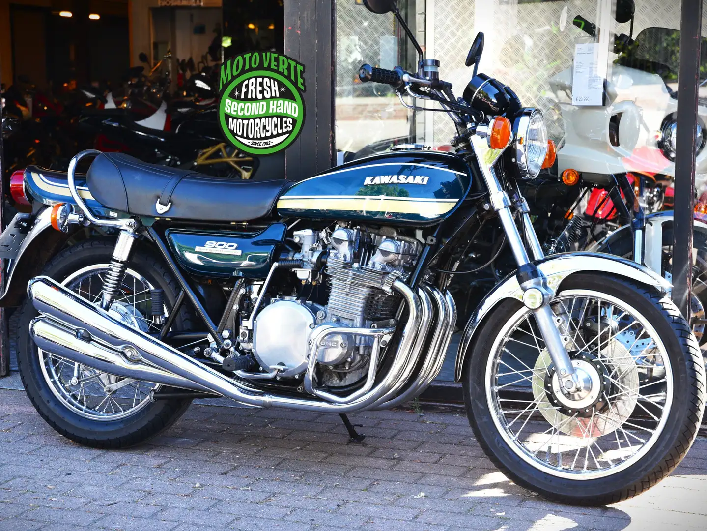 Kawasaki Z 900 Z1B ***MOTO VERTE*** Green - 1