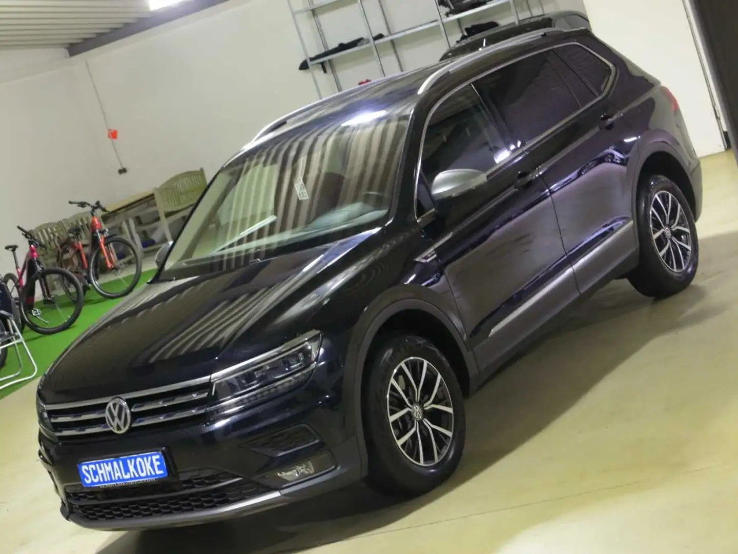 Volkswagen Tiguan Allspace 2.0 TDI SCR 4Mot DSG7 COMFORTL Schwarz - 2
