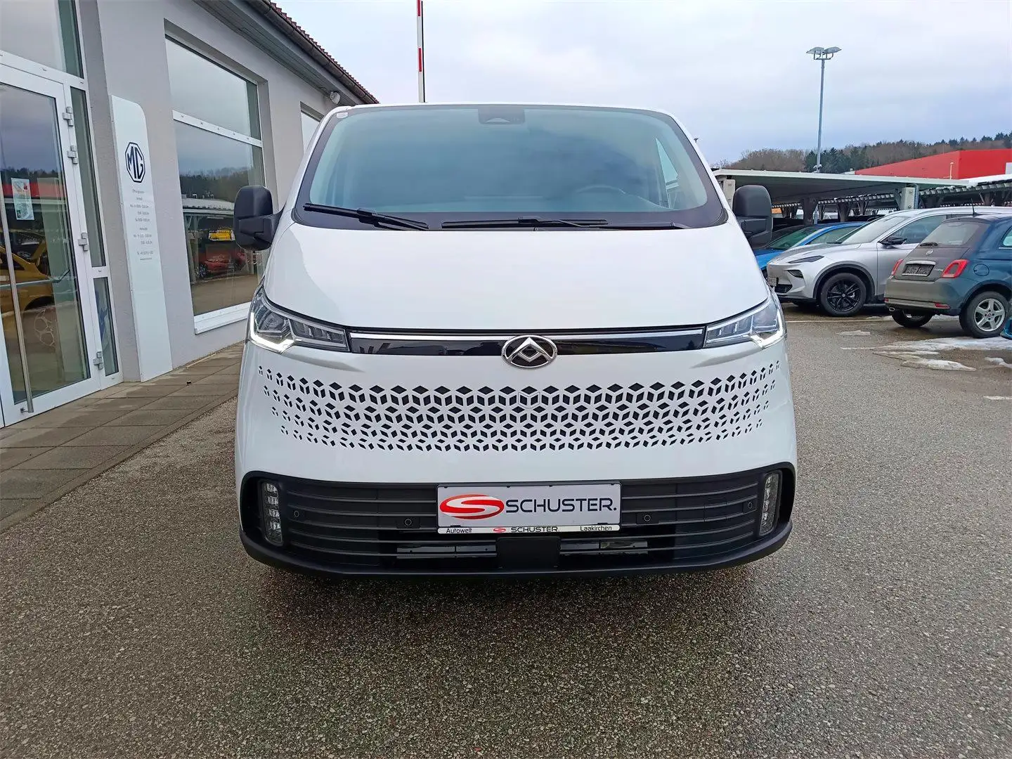 Maxus eDeliver 7 Edeliver 7 Kasten 88kWh L2H1 Launch Edition Weiß - 2