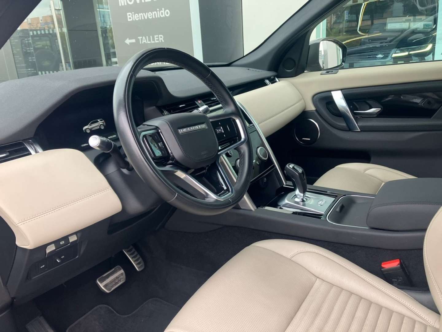 Land Rover Discovery Sport SE 2.0D TD4 MHEV AWD Auto 204 -  - Joinsteer - #2