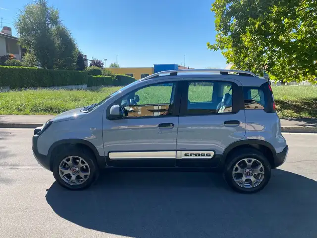 Fiat Panda view 12