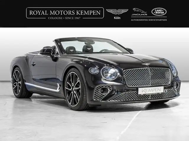 Bentley Continental V8 Convertible Mulliner, Massage