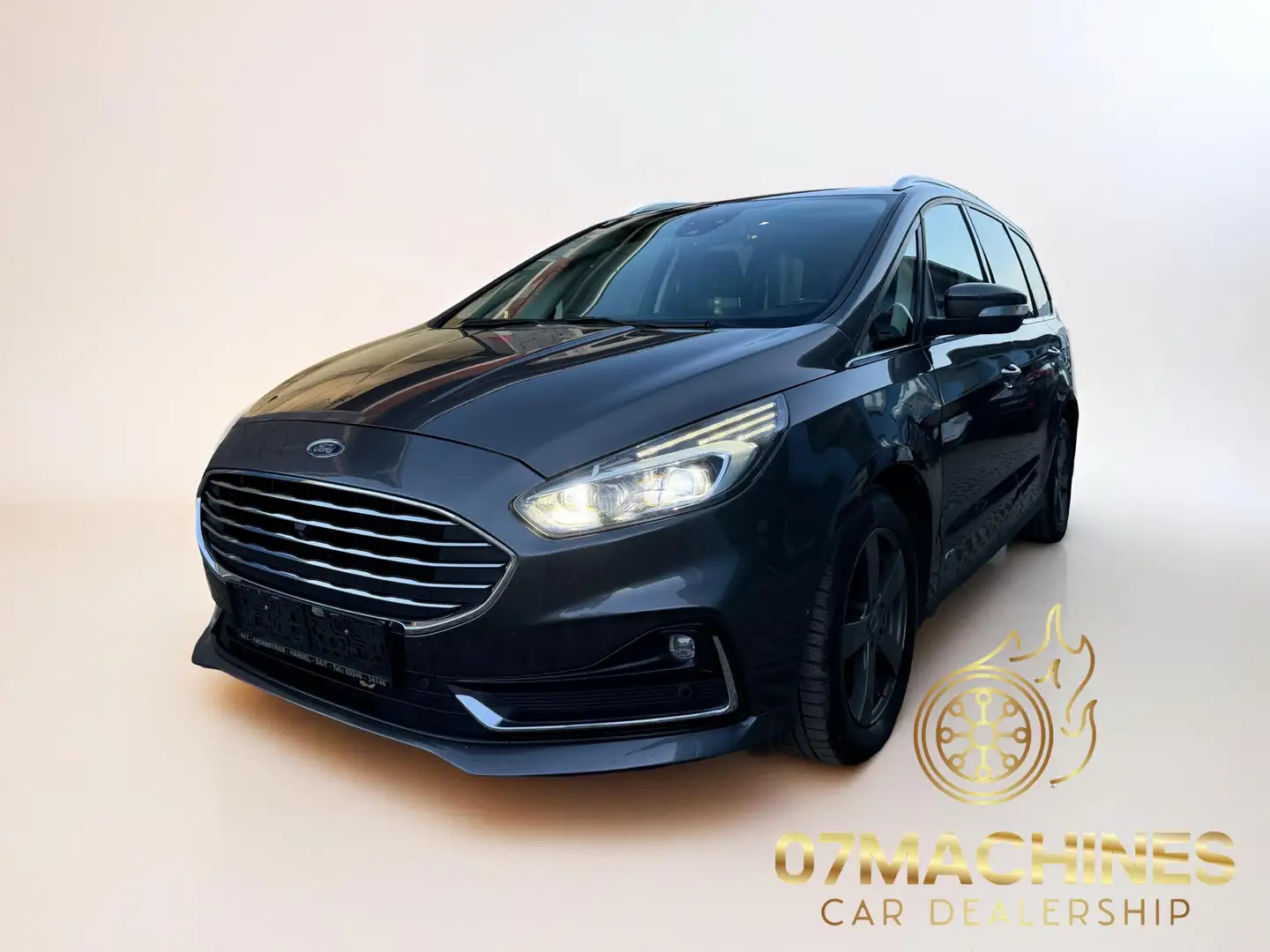 Ford Galaxy Titanium AWD Grau - 1