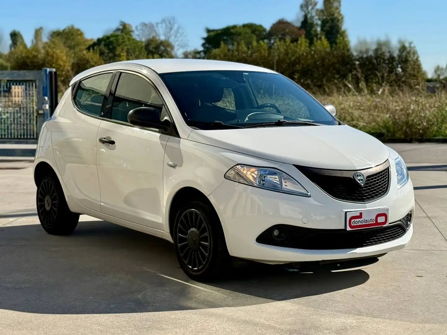 Lancia Ypsilon Ypsilon 1.2 Elefantino s *5 POSTI + FENDINEBBIA* Blanc - 1