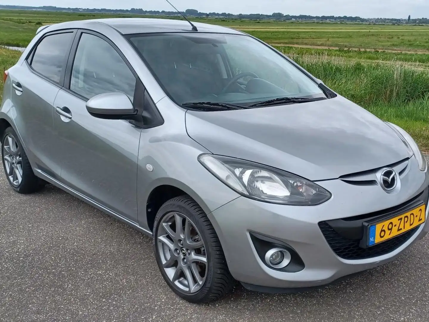 Mazda 2 2 1.3 BIFUEL (LPG) GT Srebrny - 1