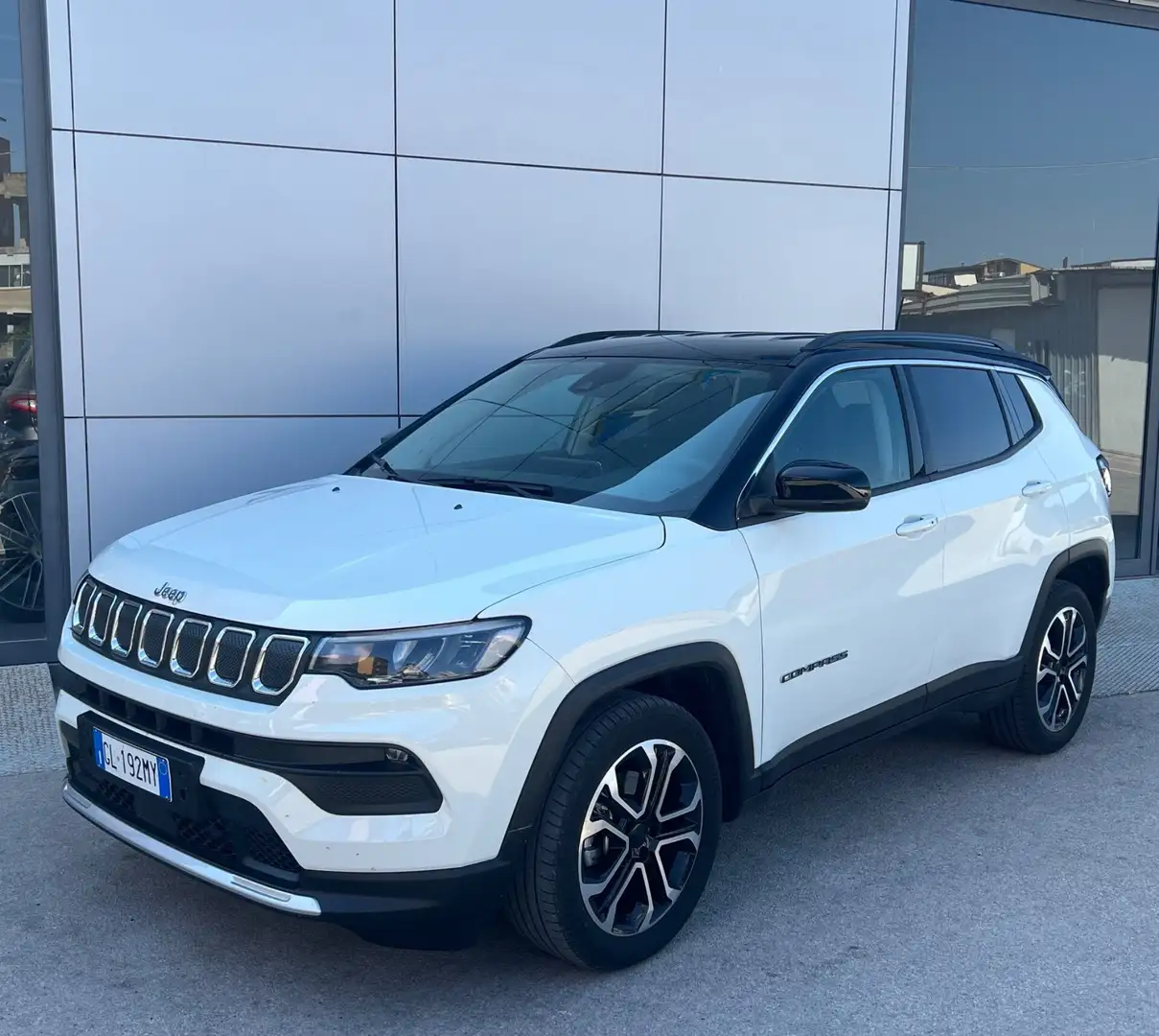 Jeep Compass 1.6 Limited Anticipo €7900 noleggio no scoring Nero - 1