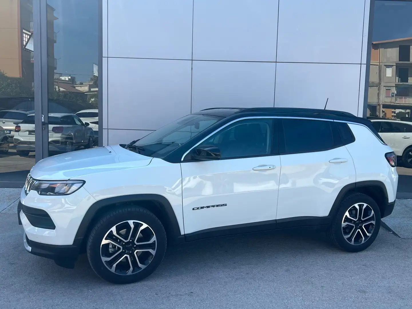 Jeep Compass 1.6 Limited Anticipo €7900 noleggio no scoring Nero - 2