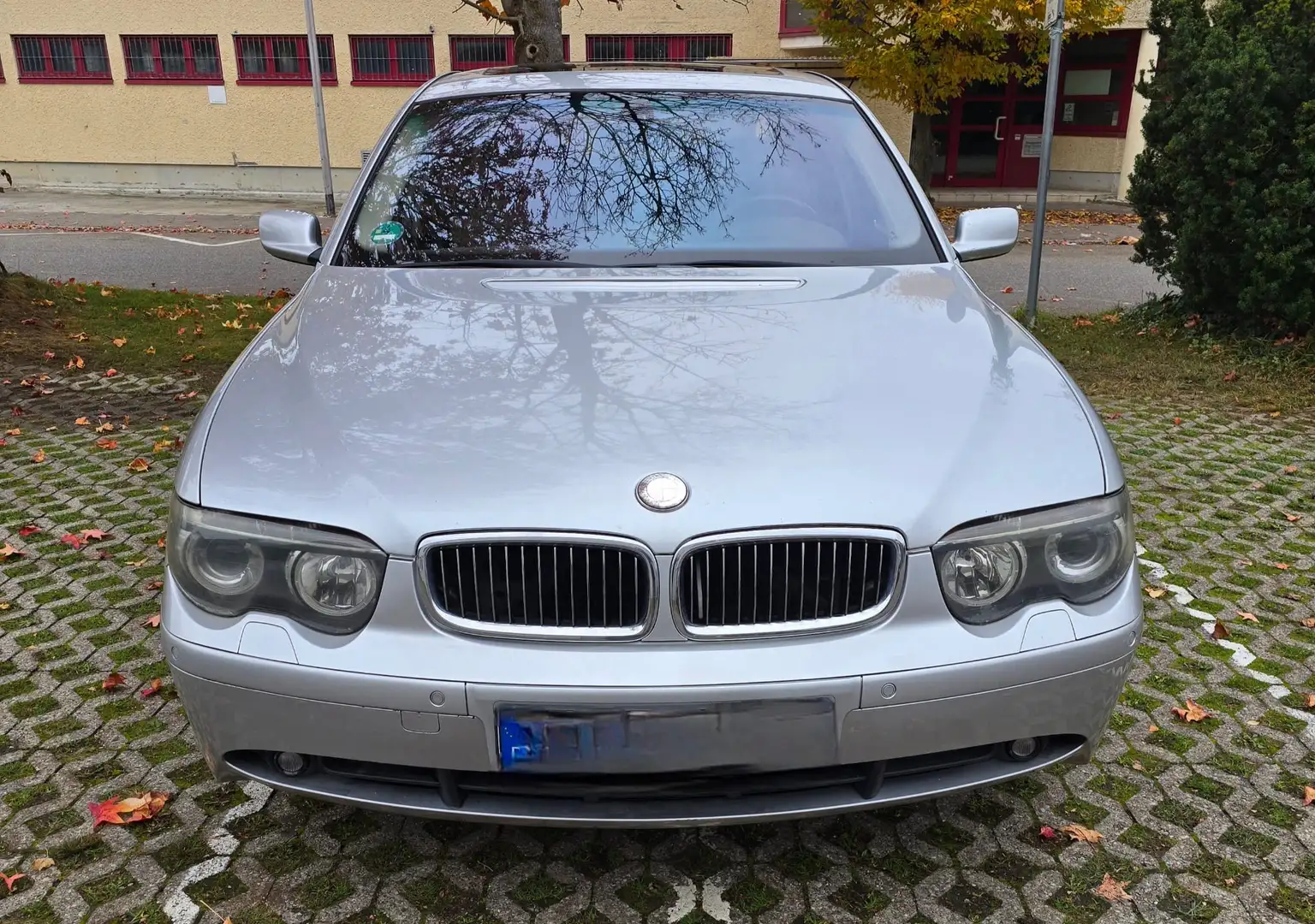 BMW 745 745i - 1