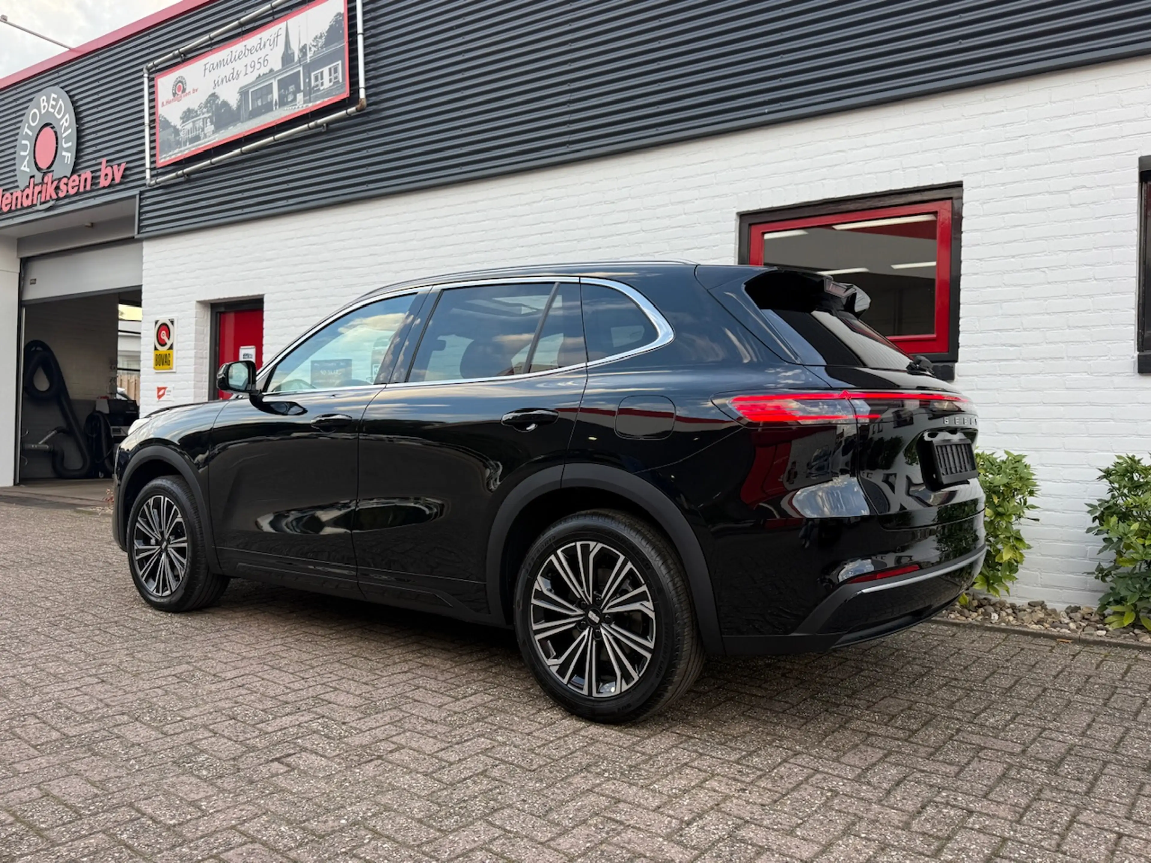 Geely Starray EM-i 1.5 MAX+ 262 PK Plug in Hybrid/ Nieuwe voorraad au — photo 45