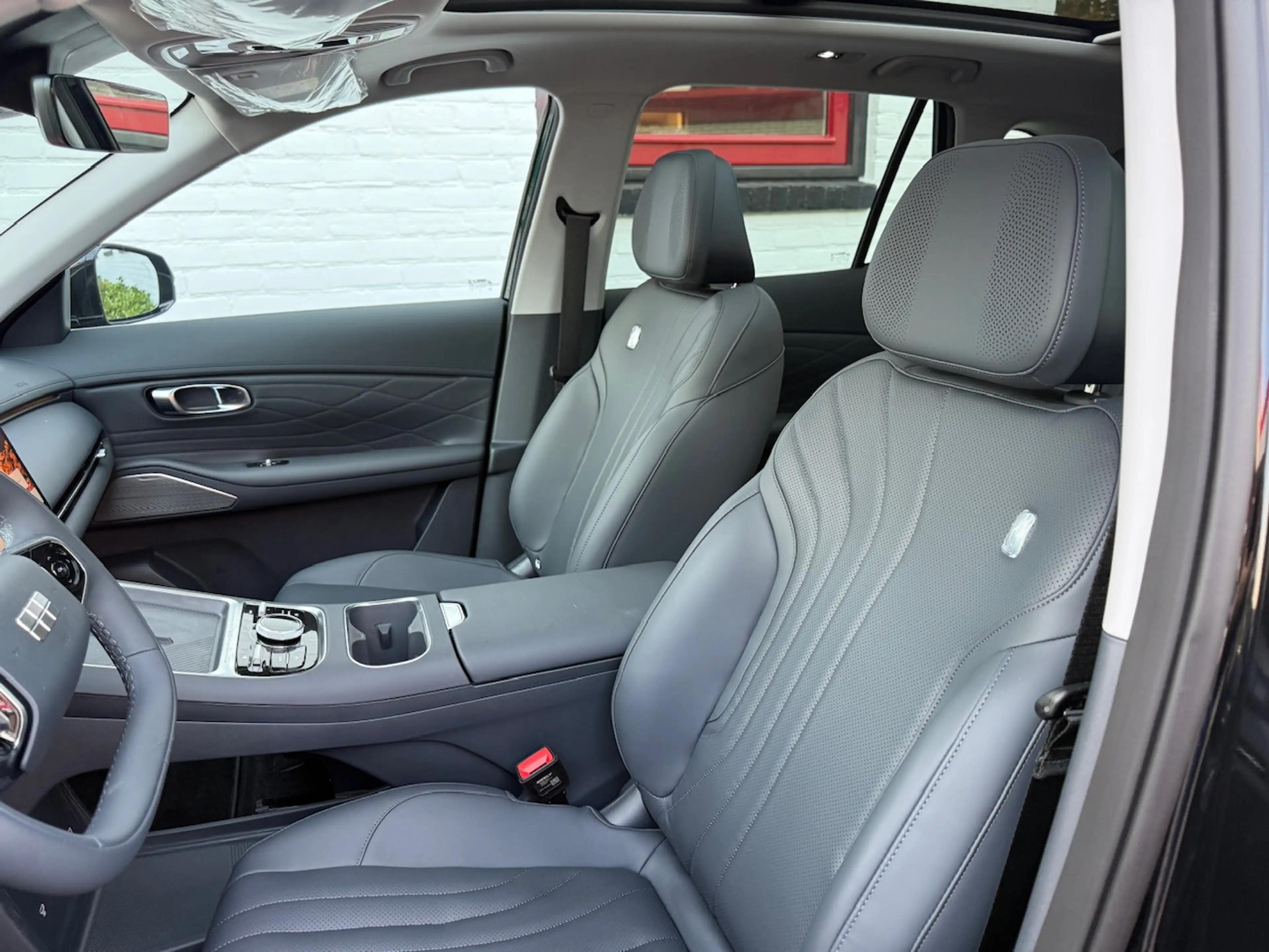 Geely Starray EM-i 1.5 MAX+ 262 PK Plug in Hybrid/ Nieuwe voorraad au — photo 35