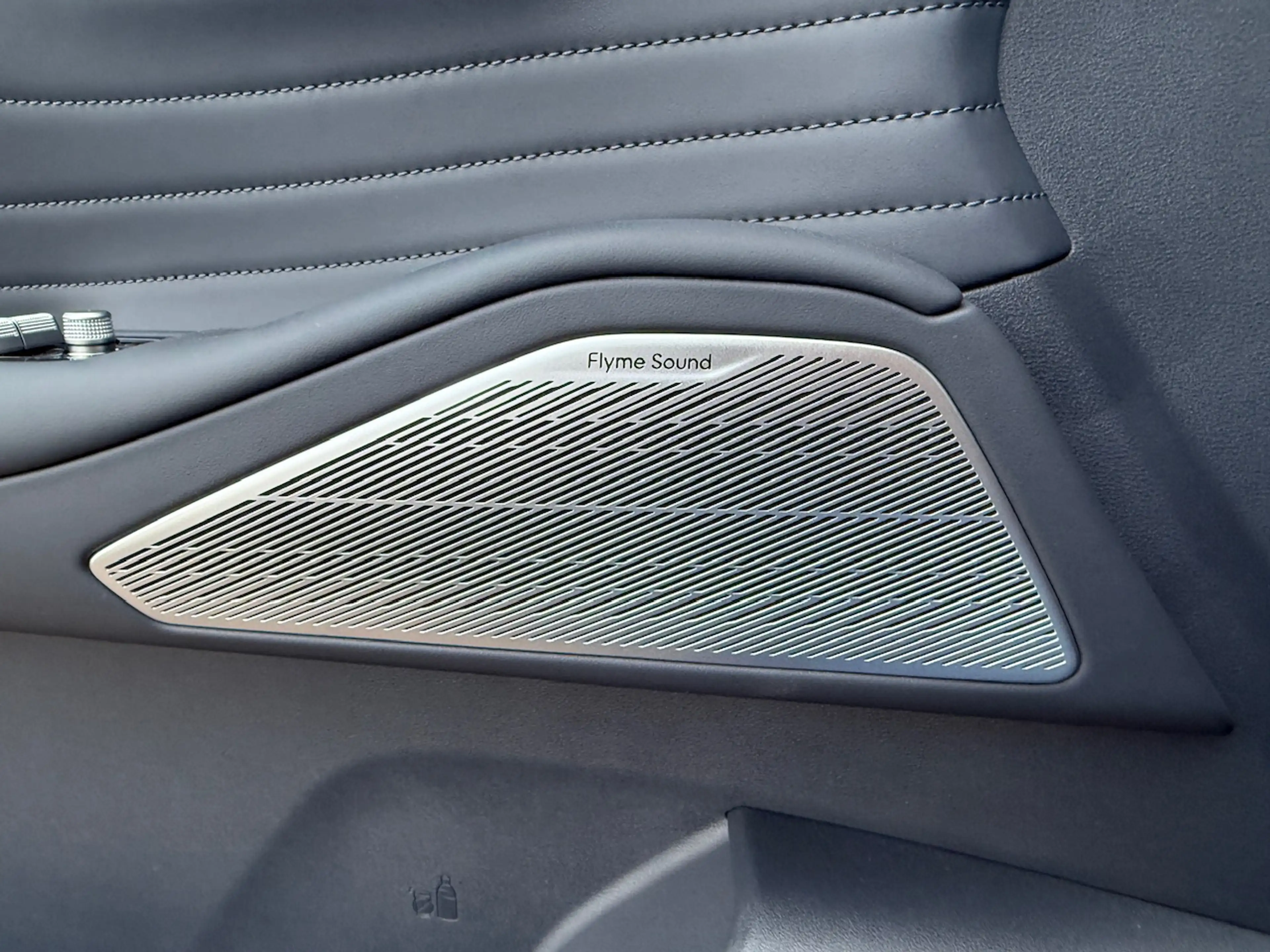 Geely Starray EM-i 1.5 MAX+ 262 PK Plug in Hybrid/ Nieuwe voorraad au — photo 25