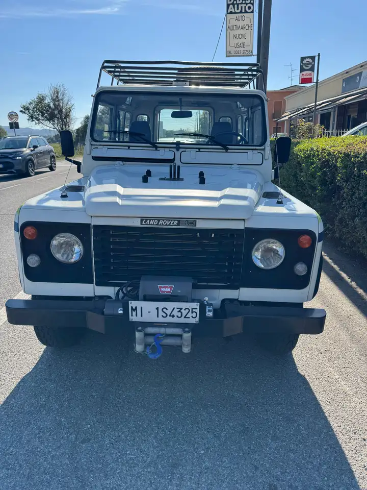 Land Rover Defender 90 2.5 tdi County SW 5 POSTI VERRICELLO GANCIO, foto 1