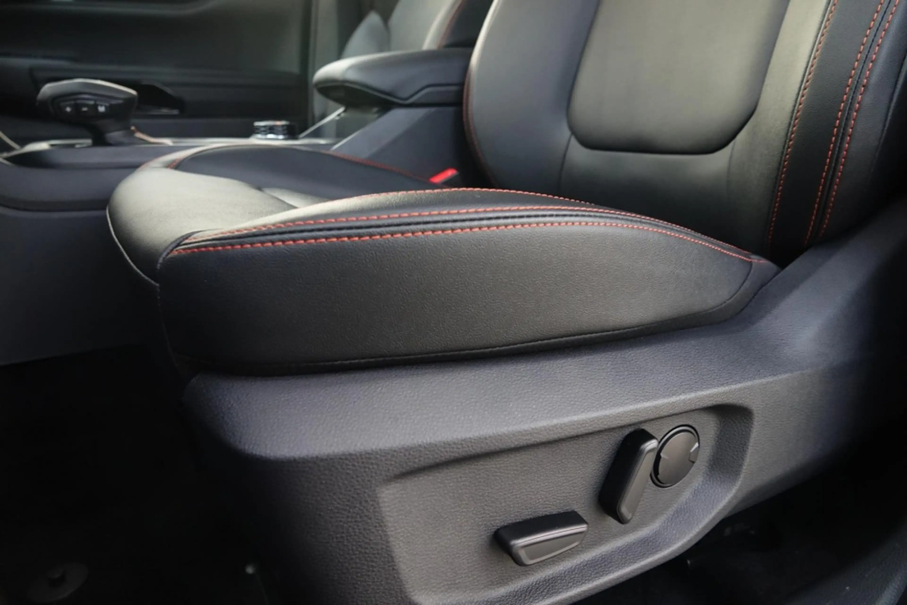 Ford Ranger Wildtrak DoKa V6 240PS B&O/360/AHK/eRollo — photo 14